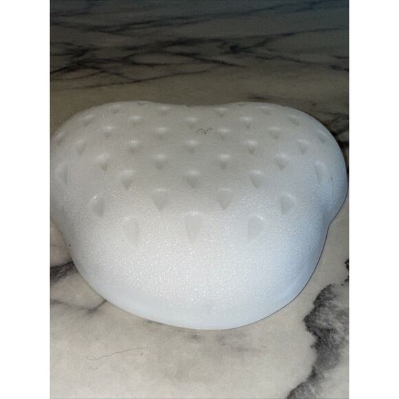 Vintage Strawberry Trinket Dish Bowl Milk Glass 7"x6" Boho Chic Femme Decor Soap - Picture 6 of 6